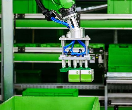 Lagerautomatisierung: Robotik-Integration für höhere Effizienz im Wareneingang