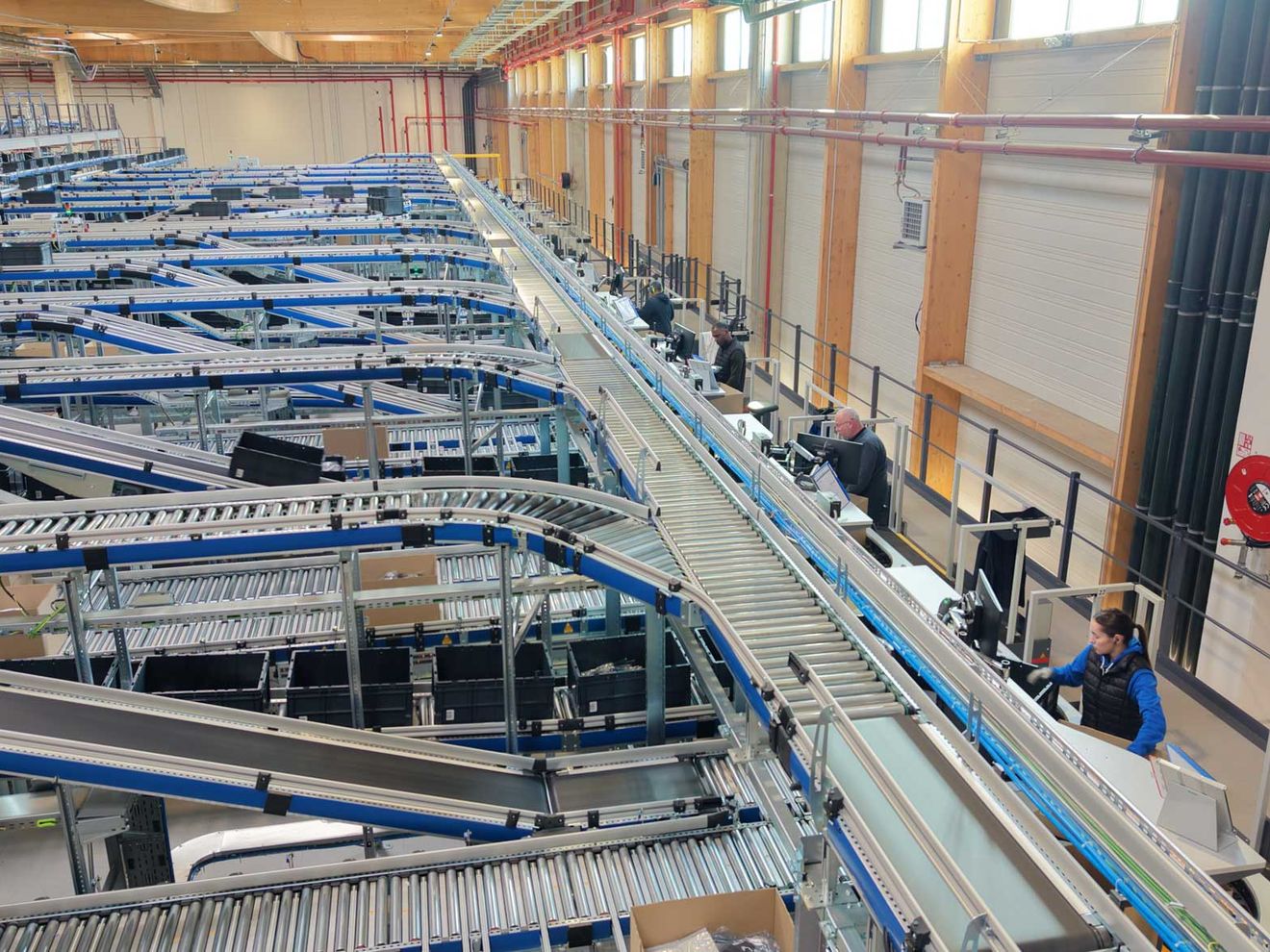 Intralogistik: TGW automatisiert Intersport-Hub Intralogistik: TGW automatisiert Intersport-Hub