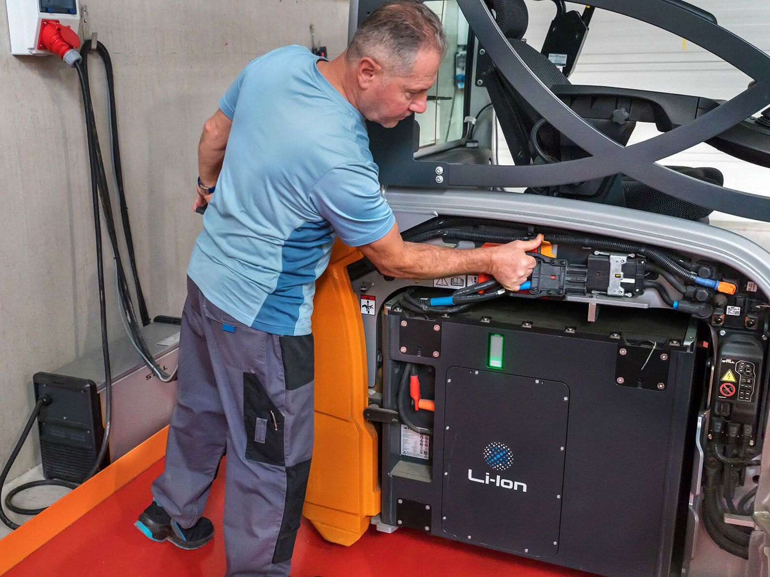 Stapler: Mahle setzt auf Lithium-Ionen-Technologie Stapler: Mahle setzt auf Lithium-Ionen-Technologie