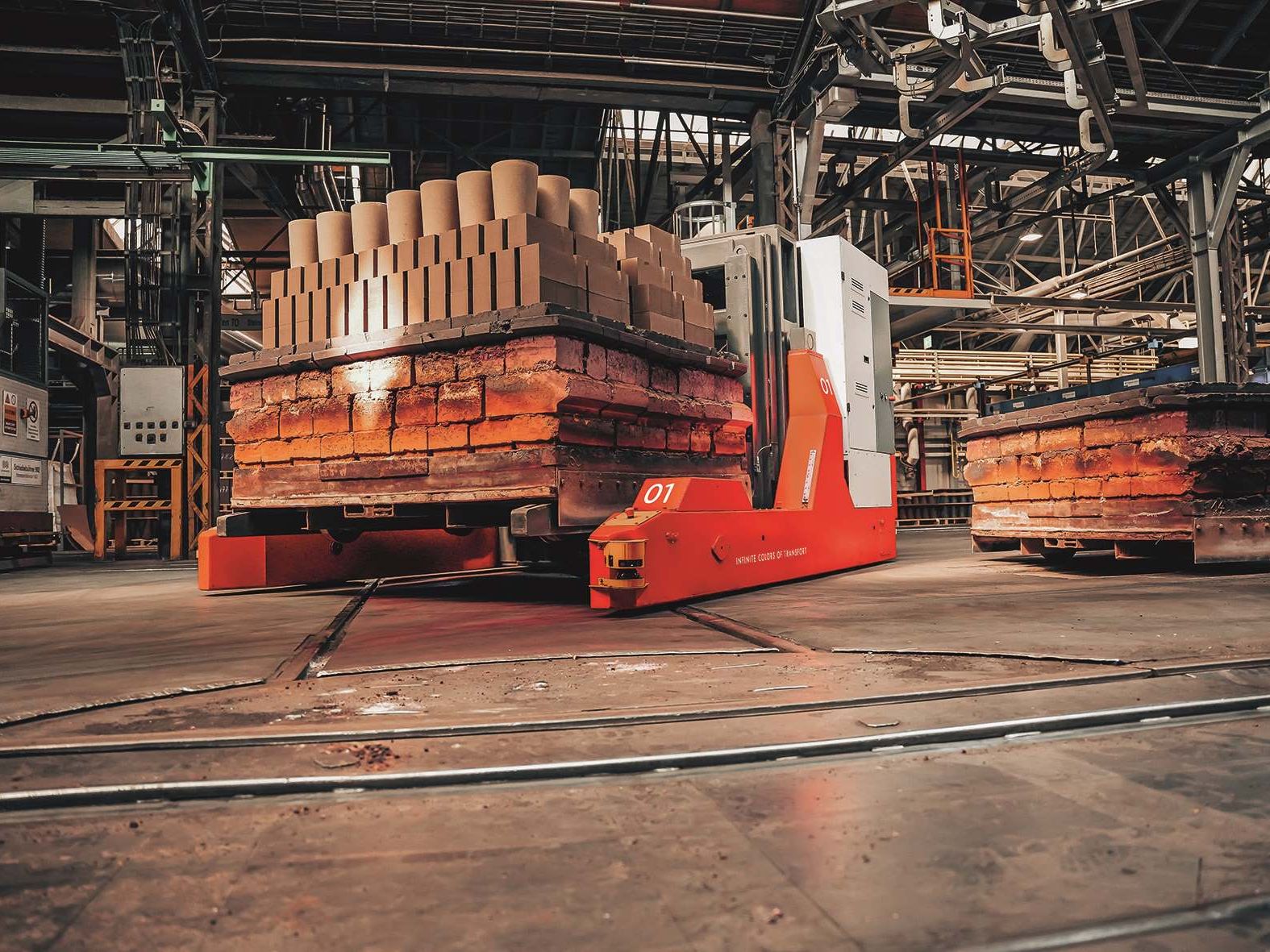 Automated guided vehicles: Efficiency boost for the refractory industry Automated guided vehicles: Efficiency boost for the refractory industry