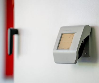 Controller am Klimaschrank Controller am Klimaschrank