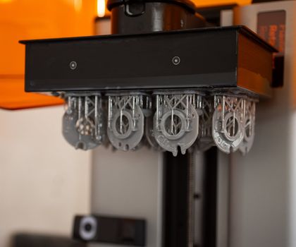 Groschopp nutzt 3D-Druck unter anderem in der Kleinserienfertigung und stellt damit Bauteile für seine Motoren her