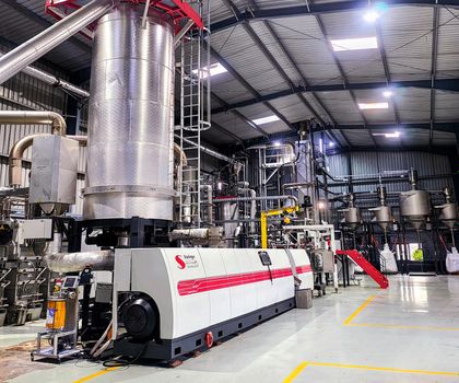 PET-Bottle-to-Bottle-Recycling: Kunststoffrecycler verdreifachte Produktionskapazitäten für rPET PET-Bottle-to-Bottle-Recycling: Kunststoffrecycler verdreifachte Produktionskapazitäten für rPET
