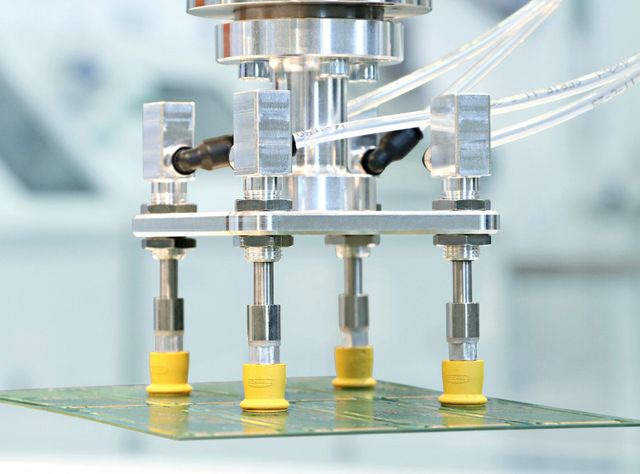 Productronica 2025: Clever solutions for sensitive gripping Productronica 2025: Clever solutions for sensitive gripping