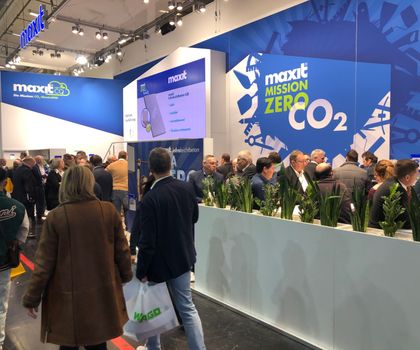 Maxit-Gruppe präsentierte CO2-optimierte Produktpalette für Boden, Wand, Fassade und Decke