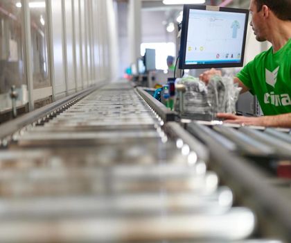 Automation: Flexible automation and seamless integration Automation: Flexible automation and seamless integration