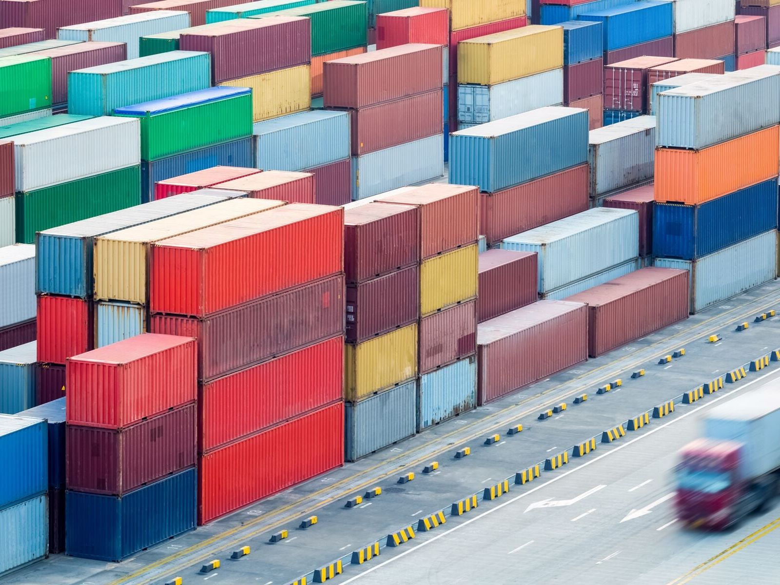 Incoming orders in mechanical engineering: Weak domestic market and special effects abroad