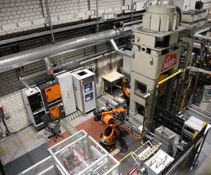 Robotergestützte Prozessautomatisierung: Layout für automatisierte Prozessketten planen