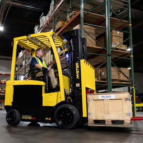 Flurförderzeuge: Hyster launcht neuen Elektrostapler