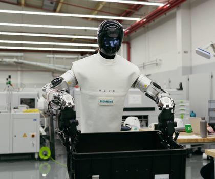 Practical test in Erlangen: Siemens uses humanoid robots in its plant