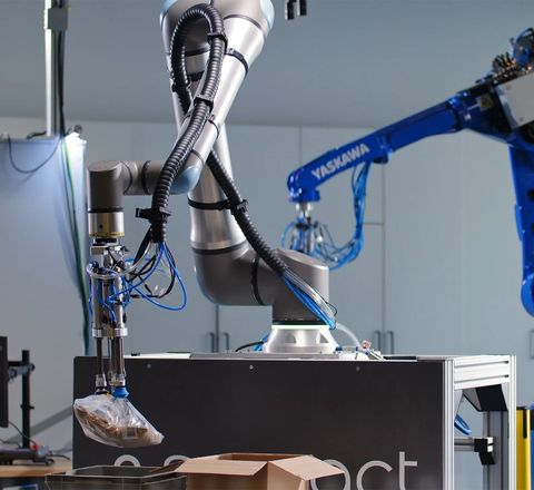 Nominiert als materialfluss Produkt des Jahres 2026: Sereact: KI-Plattform Cortex
