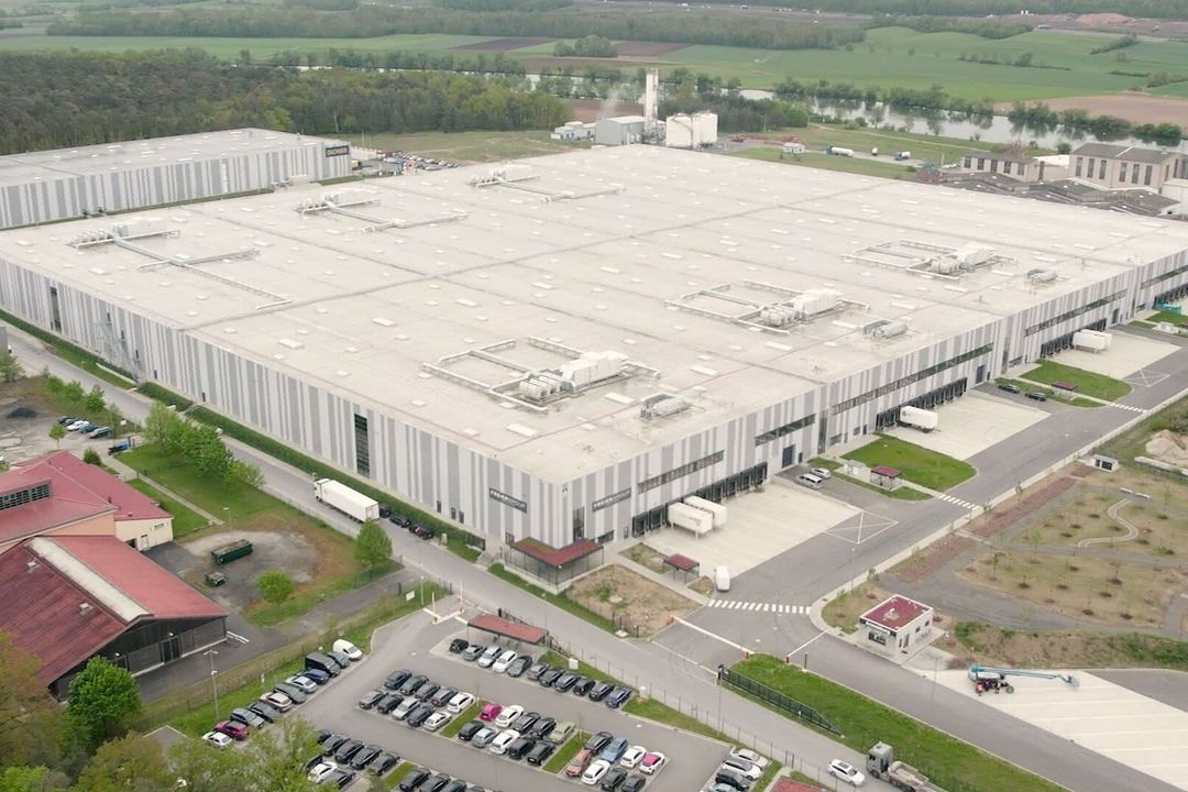 Logistik-Immobilien: Sitzt, passt, liefert: s.Oliver bündelt Fashion-Logistik Logistik-Immobilien: Sitzt, passt, liefert: s.Oliver bündelt Fashion-Logistik