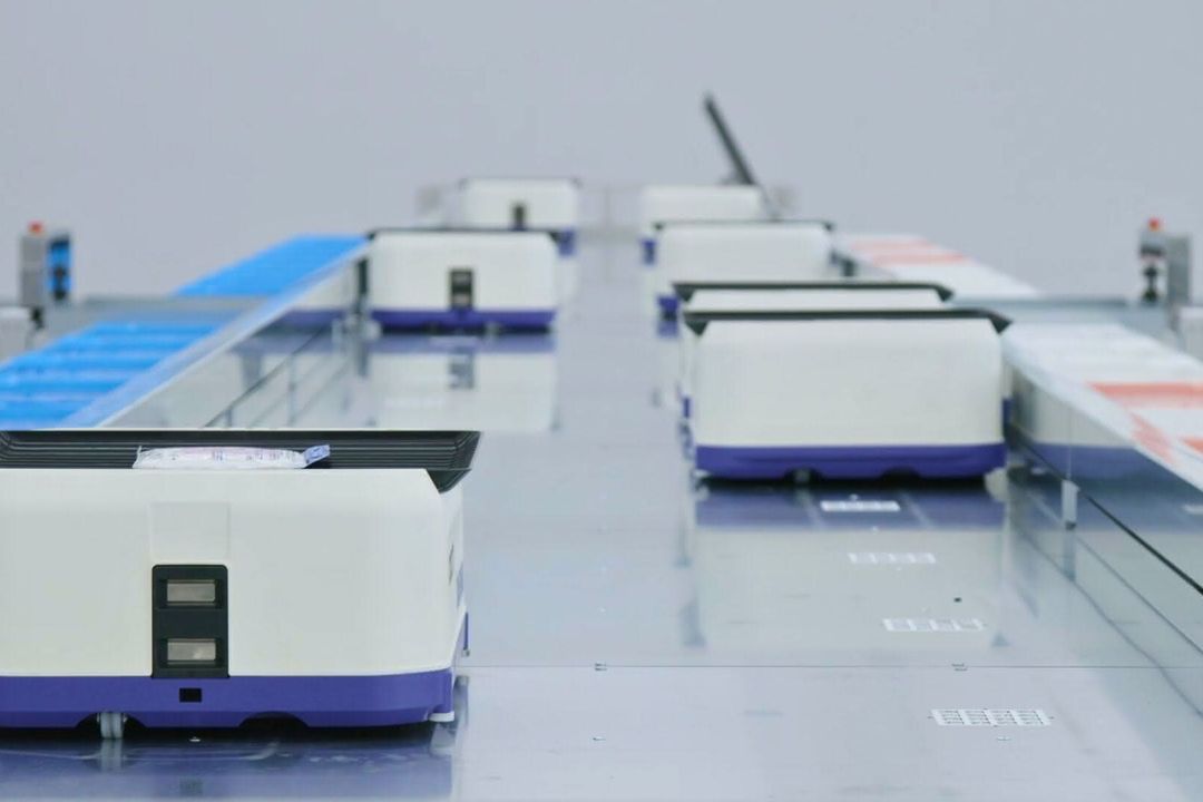 Interview mit Daifuku Europe: Vom starren Sortierer zum mobilen Robotersystem