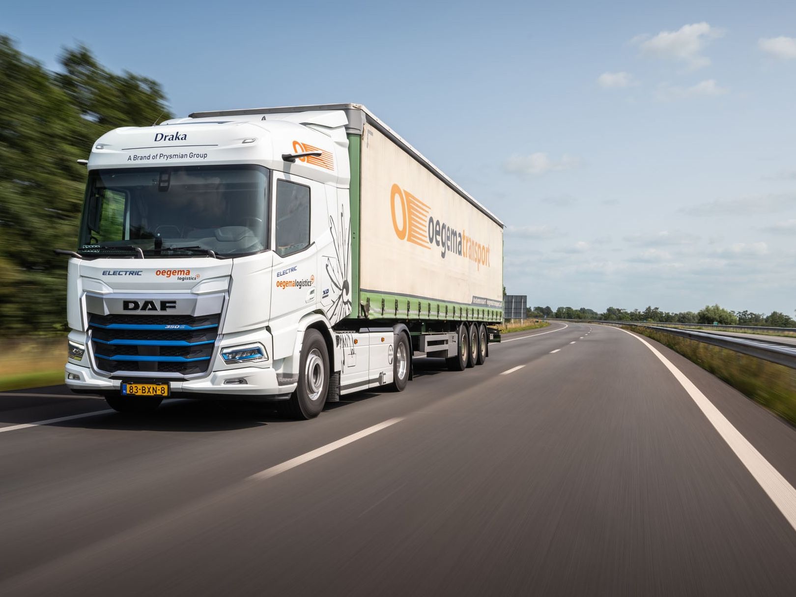 Ein DAF XF auf der Straße