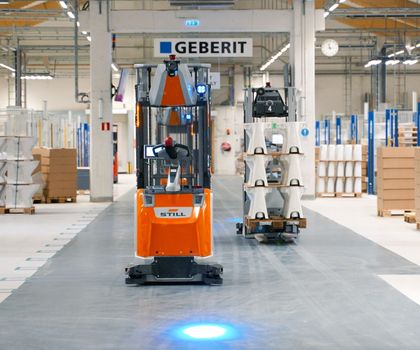 Neue FTS-Flotte: Geberit setzt auf automatisierte Intralogistik