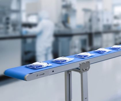 Reinraum-Förderbänder: Automatisierung im Reinraum Reinraumförderer