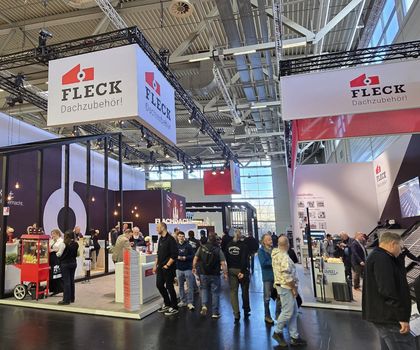 Messestand von Fleck auf der Dach + Holz 2026 Messestand von Fleck auf der Dach + Holz 2026