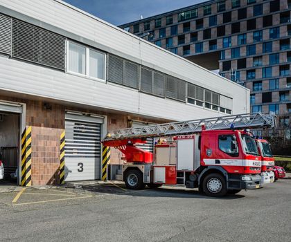 High-speed doors: Ready for rescue without delay High-speed doors