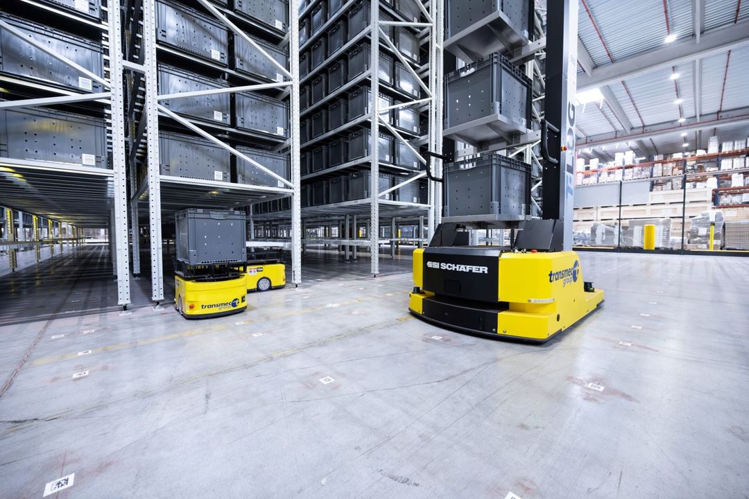 Nominiert als materialfluss Projekt des Jahres 2026: SSI Schäfer: RackBot System Compact bei der Transmec Group im Einsatz Nominiert als materialfluss Projekt des Jahres 2026: SSI Schäfer: RackBot System Compact bei der Transmec Group im Einsatz
