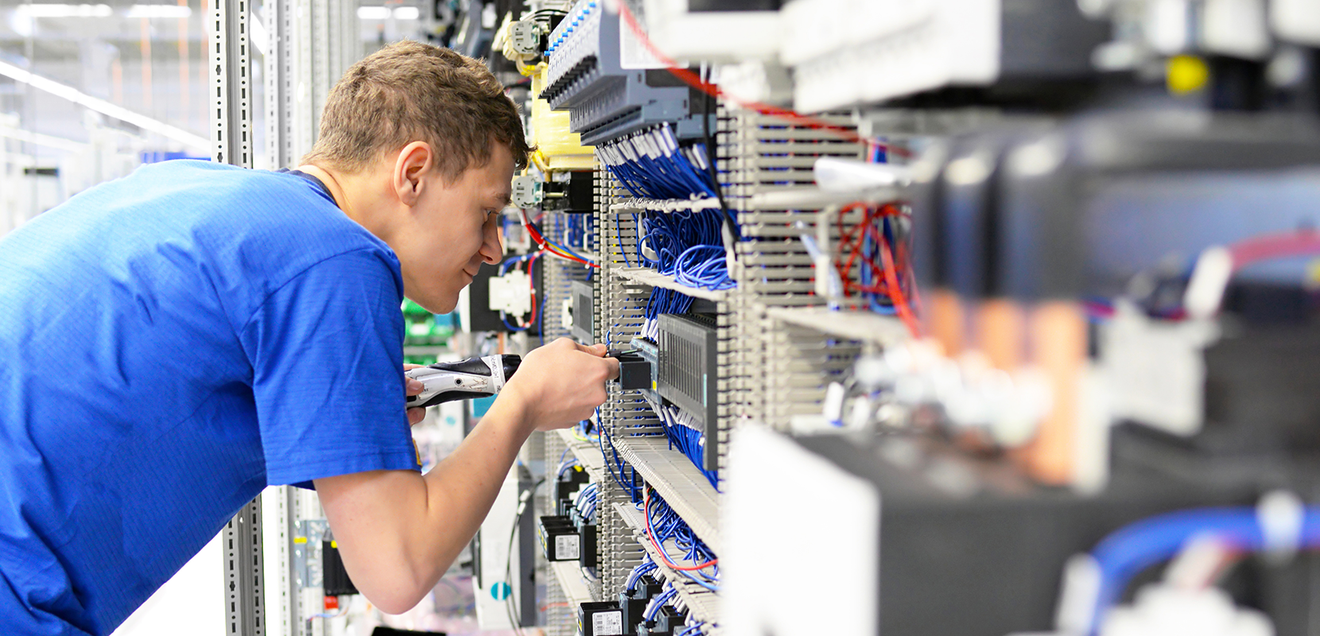 ZVEI-Jahresauftakt 2026: Elektroindustrie erwartet 2026 wieder Wachstum ZVEI-Jahresauftakt 2026: Elektroindustrie erwartet 2026 wieder Wachstum