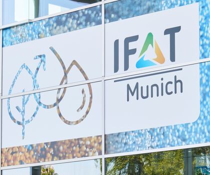 Ifat 2026: PFAS-Analytik, Phosphorrecycling und Abwasserlösungen für Labore Eingang zur Messe Ifat in München