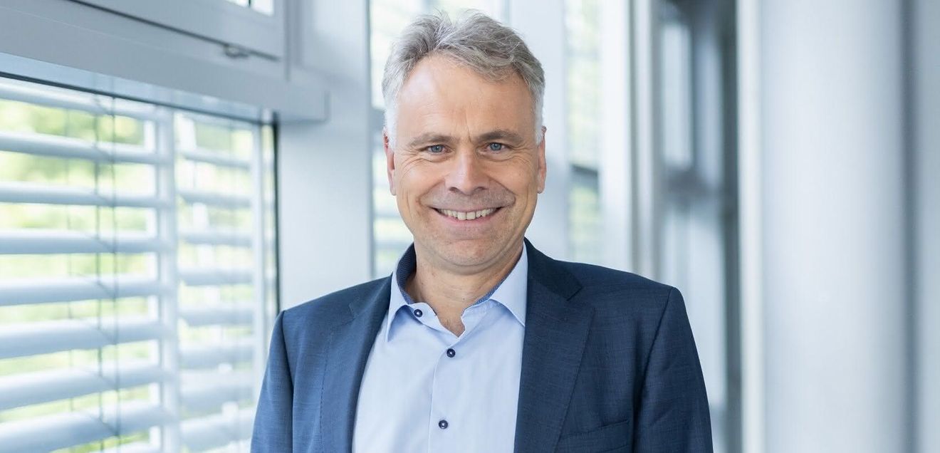 Markus Sandhöfner ist Senior Vice President Sales EMEA Central und Managing Director bei Lenze in Aerzen. Markus Sandhöfner ist Senior Vice President Sales EMEA Central und Managing Director bei Lenze in Aerzen.