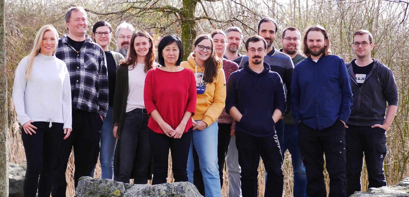 Team der "DSMZ Digital Diversity"-Plattform Team, das an der "DSMZ Digital Diversity"-Plattform arbeitet.