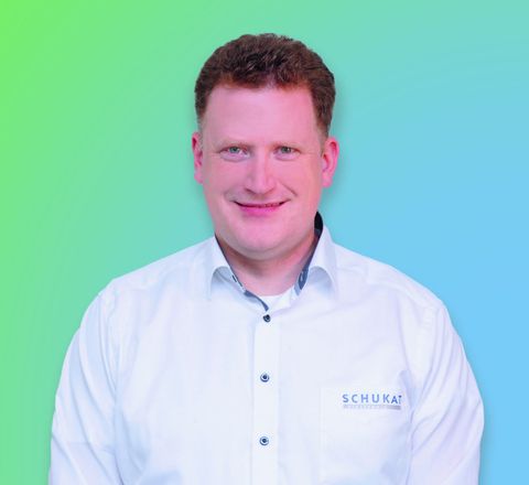 Andreas Lange ist Line Manager Sunon bei Schukat electronic. Andreas Lange ist Line Manager Sunon bei Schukat electronic.