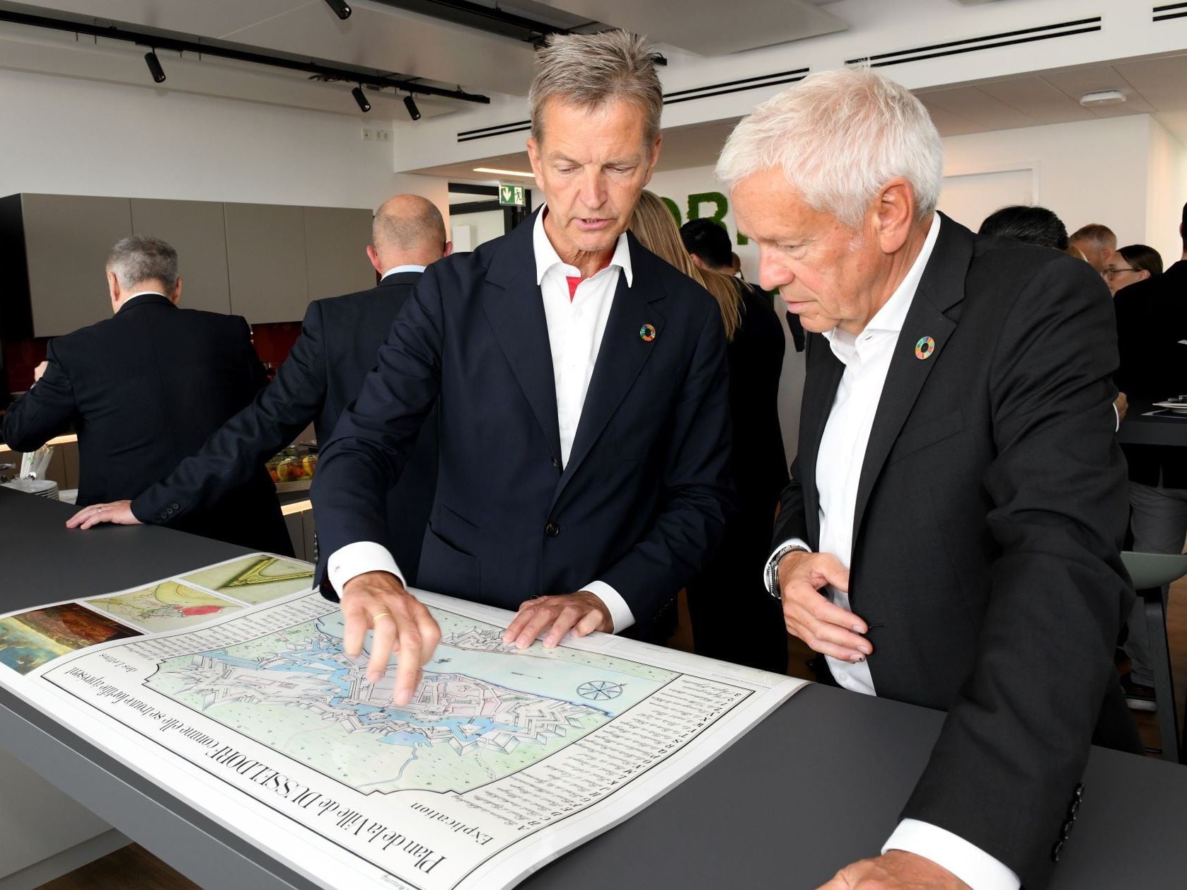 Niederlassung eröffnet: Epson kommt zurück nach Düsseldorf