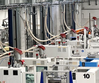 Elasto modernisiert Produktion: Mehr Output durch zentrale Materialversorgung Elasto modernisiert Produktion: Mehr Output durch zentrale Materialversorgung