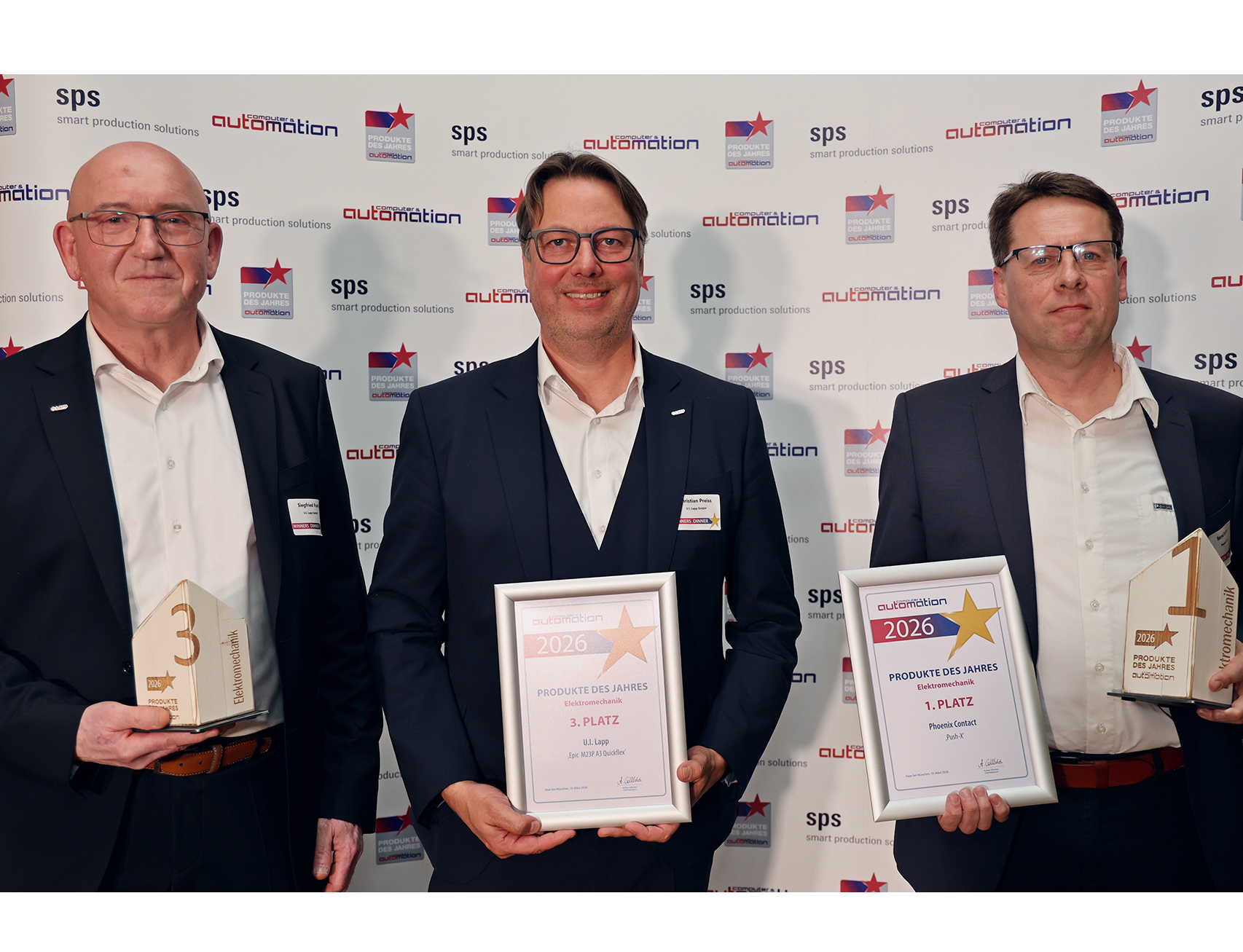 Die Gewinner der Kategorie ‚Elektromechanik‘ (von links): Siegfried Funk und Christian Preiss, Lapp; Bernd Egerer, Phoenix Contact; Die Gewinner der Kategorie ‚Elektromechanik‘ (von links): Siegfried Funk und Christian Preiss, Lapp; Bernd Egerer, Phoenix Contact;