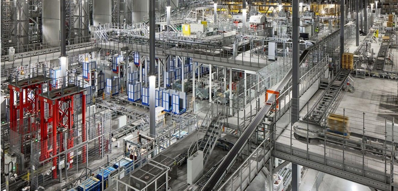Lager- und Regalsysteme: Hochautomatisiert in allen Sortimentsbereichen Lager- und Regalsysteme: Hochautomatisiert in allen Sortimentsbereichen