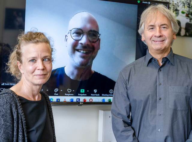 Anja Hemschemeier (links), Thomas Happe und Sven Stripp aus Potsdam (in der Mitte)