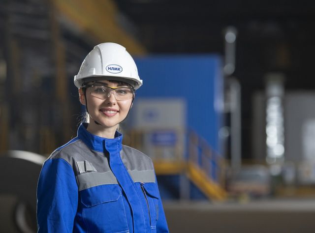 Frauen am Bau: Warum der Bauingenieurberuf für Studierende immer attraktiver wird
