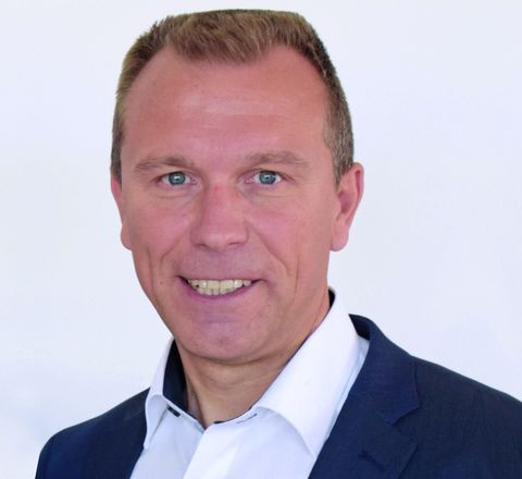 Codesys: Virtuelle Steuerungen für Motion und Robotik Codesys: Virtuelle Steuerungen für Motion und Robotik
