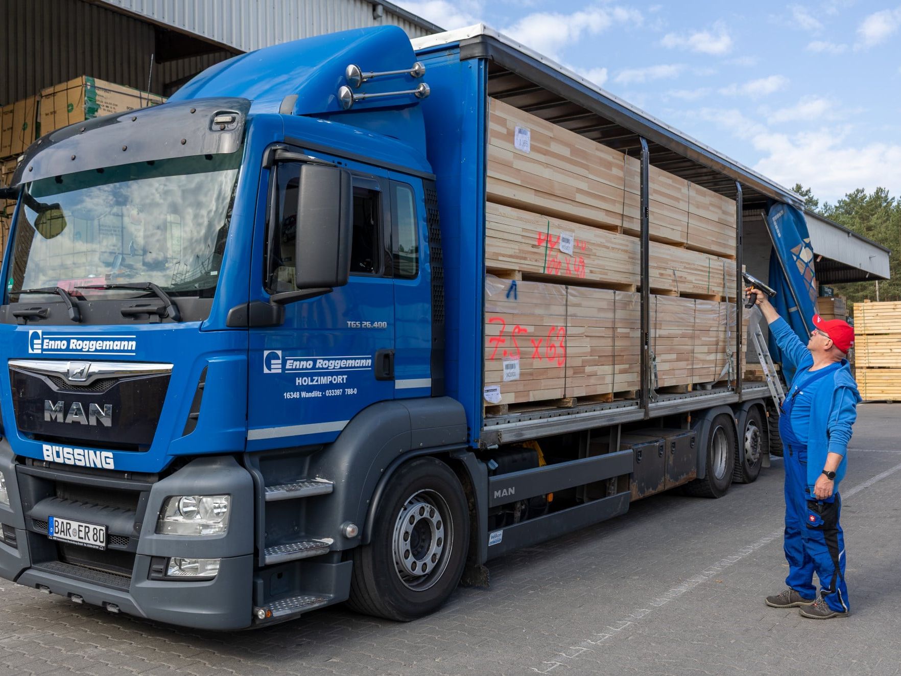 Digitales Auftragsmanagement und Telematik in der Holzlogistik Digitales Auftragsmanagement und Telematik in der Holzlogistik