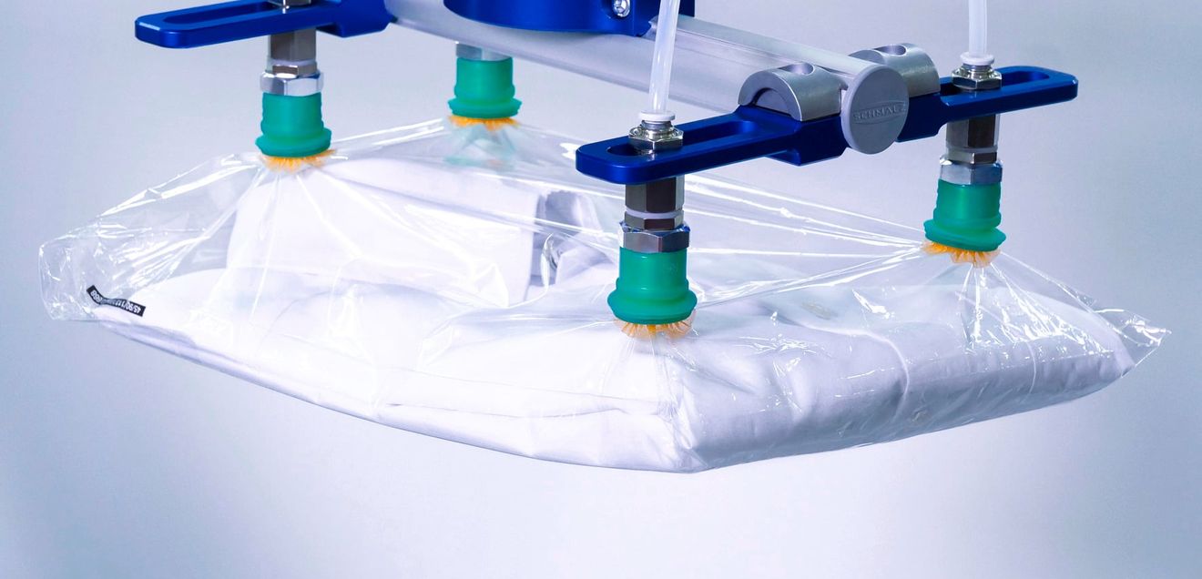Ergonomics and efficiency: Lifting aids and suction pads
