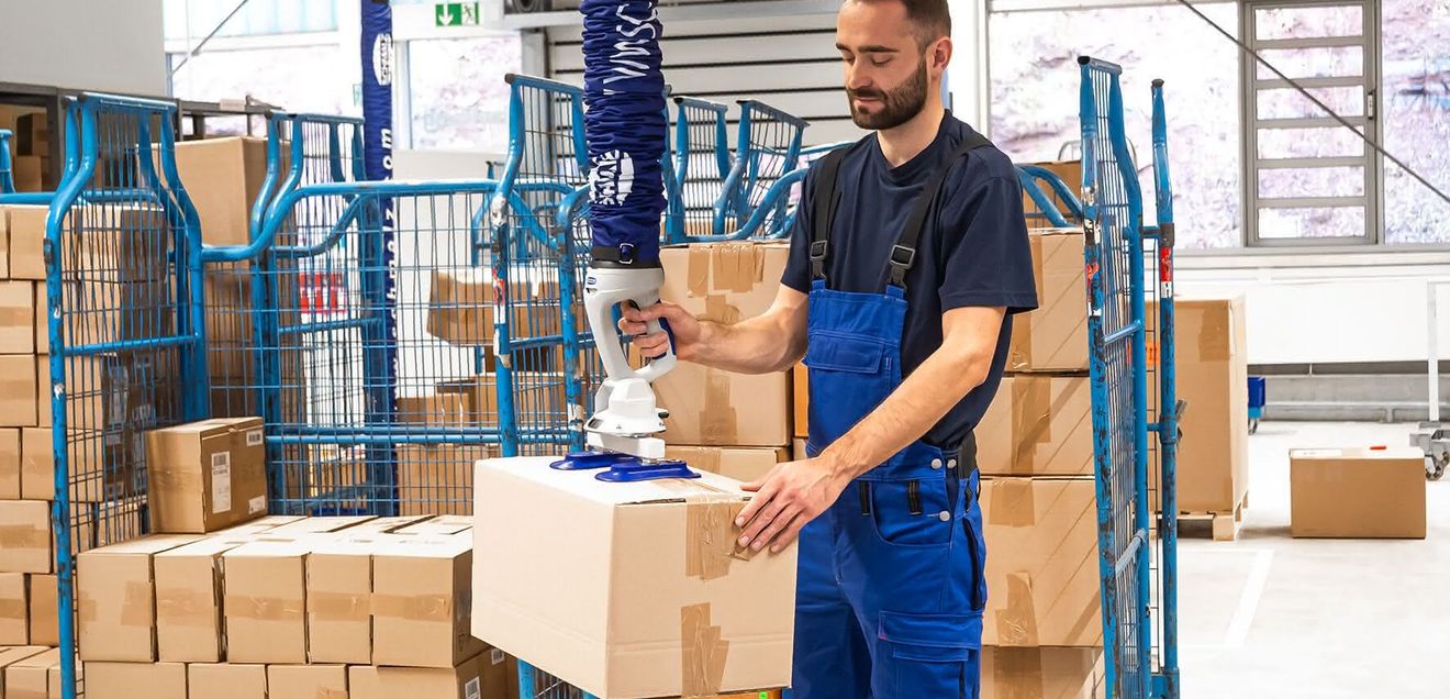 Gripping and lifting: Ergonomics in intralogistics