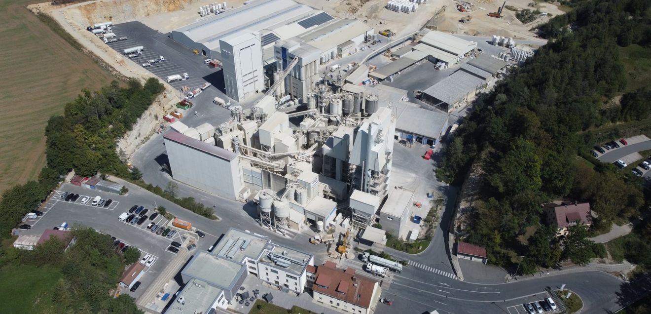 maxit Gruppe übernimmt Trockenmörtel- und Fassadenaktivitäten von Saint-Gobain Weber