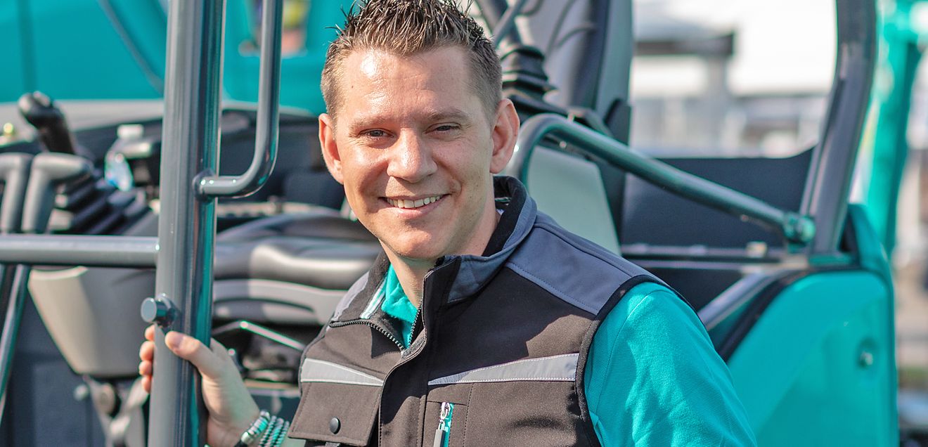 Kobelco stellt die Modelle SK26SR-7 und SK28SR-7 vor Kobelco stellt die Modelle SK26SR-7 und SK28SR-7 vor