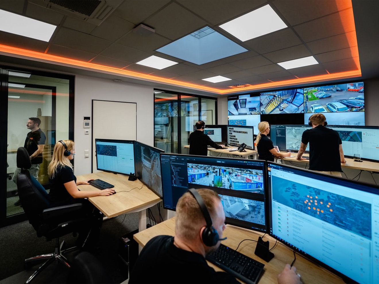 LivEye:Smart und secure – Tag und Nacht LivEye:Smart und secure – Tag und Nacht