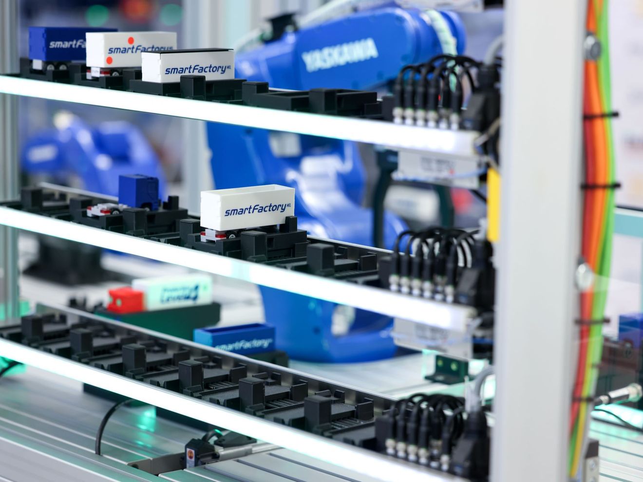 20 Jahre SmartFactory KL: KI in der Produktion ist Pflicht 20 Jahre SmartFactory KL: KI in der Produktion ist Pflicht