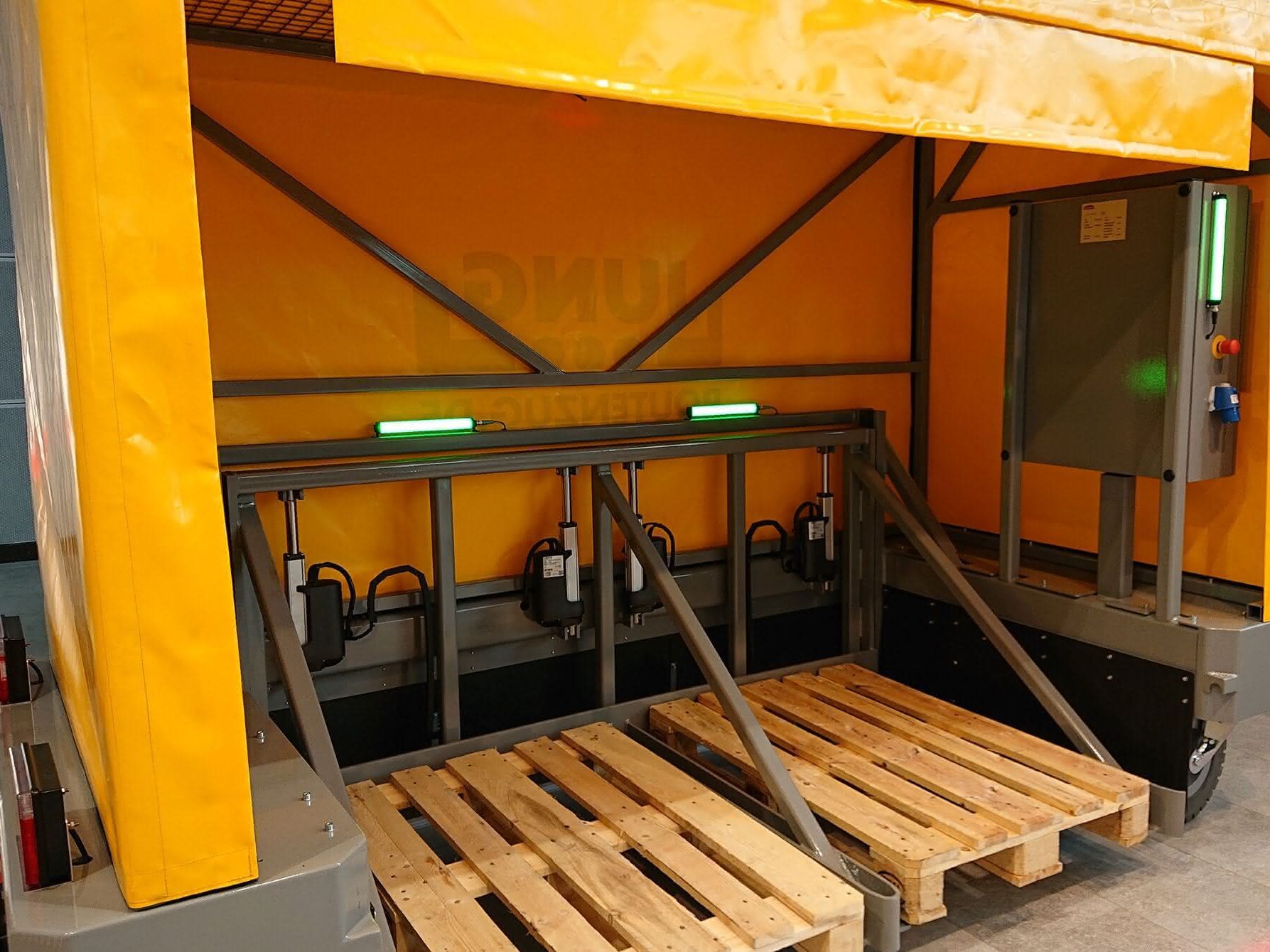 Schwerlasttransport-Lösungen: Mit zwei Paletten unterwegs