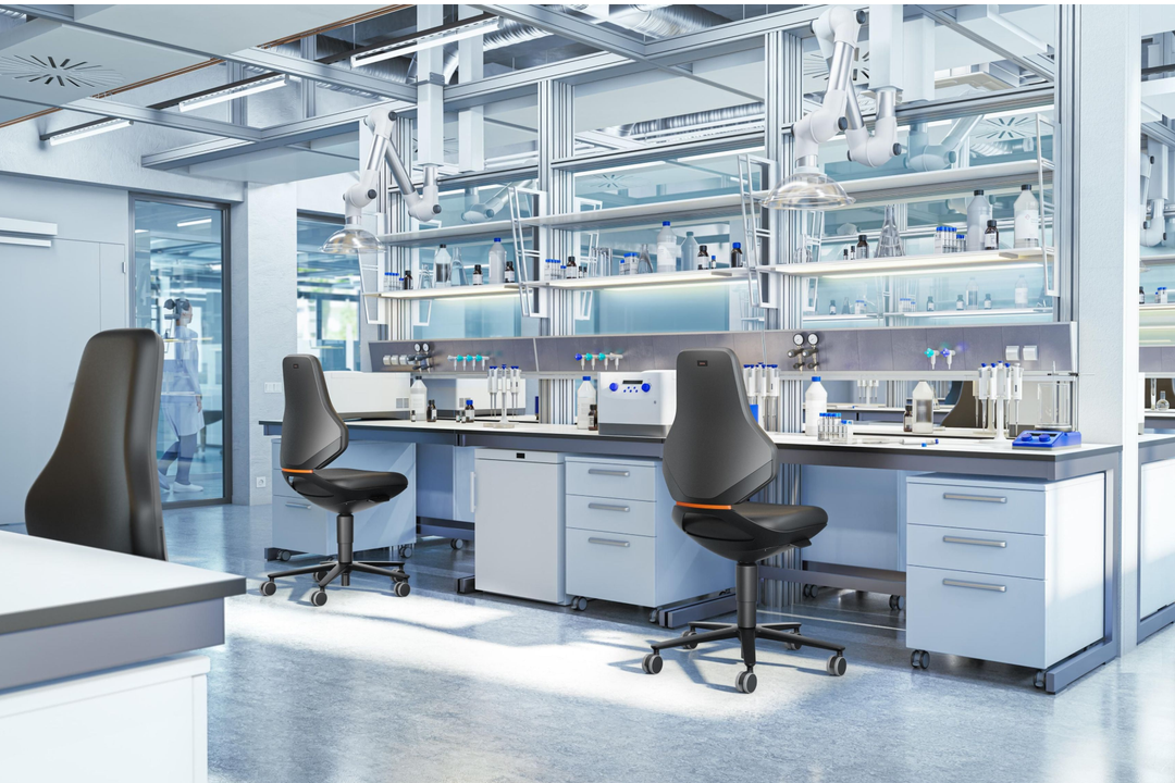 Der Arbeitsstuhl "TEXON" von Bimos, der mit "Gold" beim German Design Award 2025 ausgezeichnet wurde