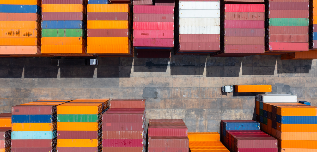 German Economy Shows Signs of a Cautious Recovery - ifo Business Climate Index Container. Stock photo: The German economy is showing signs of a cautious recovery—ifo Business Climate Index