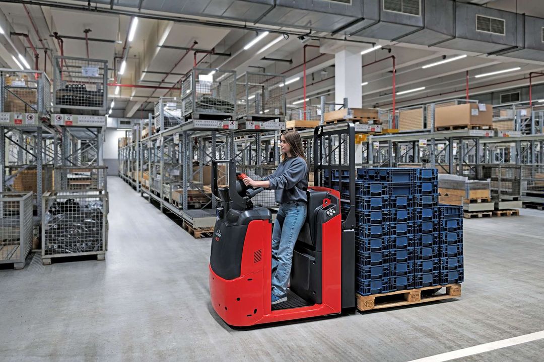 Linde Material Handling erweitert Produktportfolio: Neue Horizontal-Kommissionierer mit Li‑ION‑Technologie