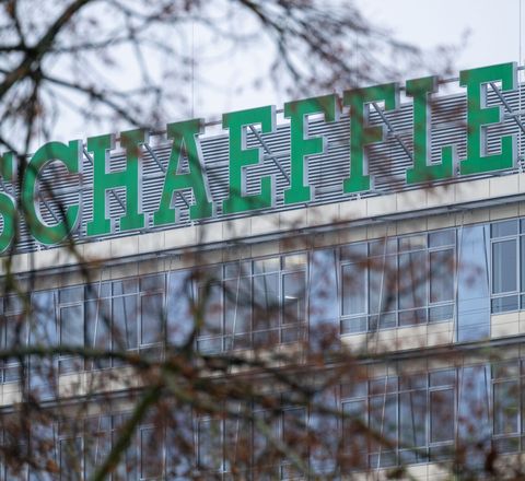 Automotive and industrial suppliers: Schaeffler focuses on e-mobility: Challenges despite growth Automotive and industrial suppliers: Schaeffler focuses on e-mobility: Challenges despite growth