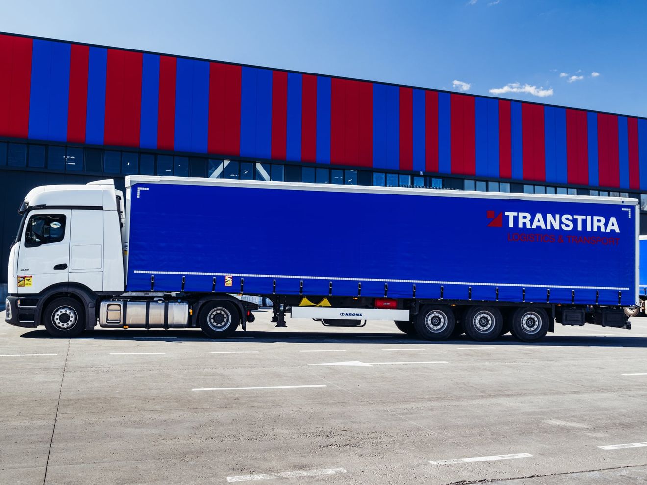Transtira setzt auf über 500 Mercedes-Benz Trucks Actros L ProCabin Transtira setzt auf über 500 Mercedes-Benz Trucks Actros L ProCabin