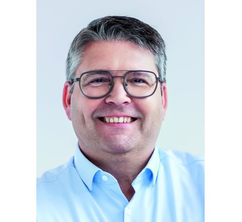 Andreas Golf ist Senior Produktmanager Antriebstechnik bei Beckhoff Automation. Andreas Golf ist Senior Produktmanager Antriebstechnik bei Beckhoff Automation.