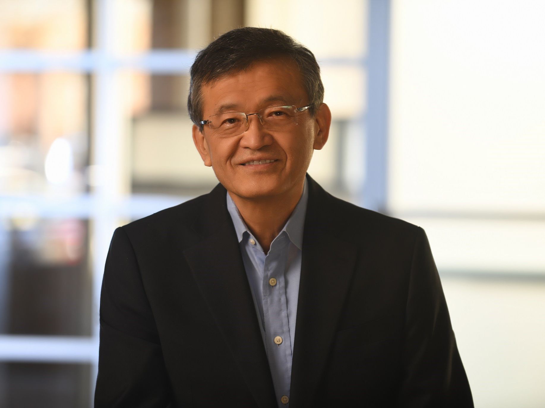 Intel: Lip-Bu Tan becomes CEO